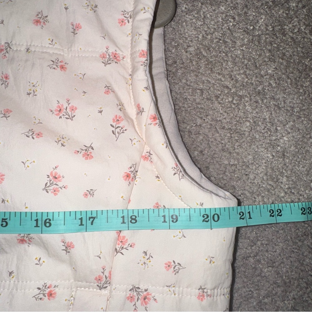 Thread & Supply Cream off white Quilted Puffer Vest floral with pockets S NWT - Picture 10 of 12